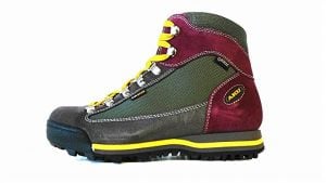 scarponi trekking pianta larga