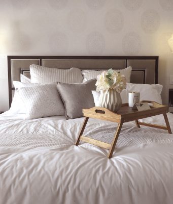 vassoio da letto