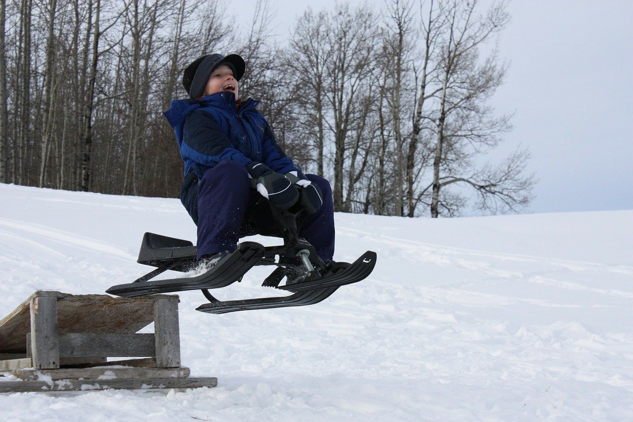 Slittino Bob Rodel con leva del freno e corda per la neve per bambini