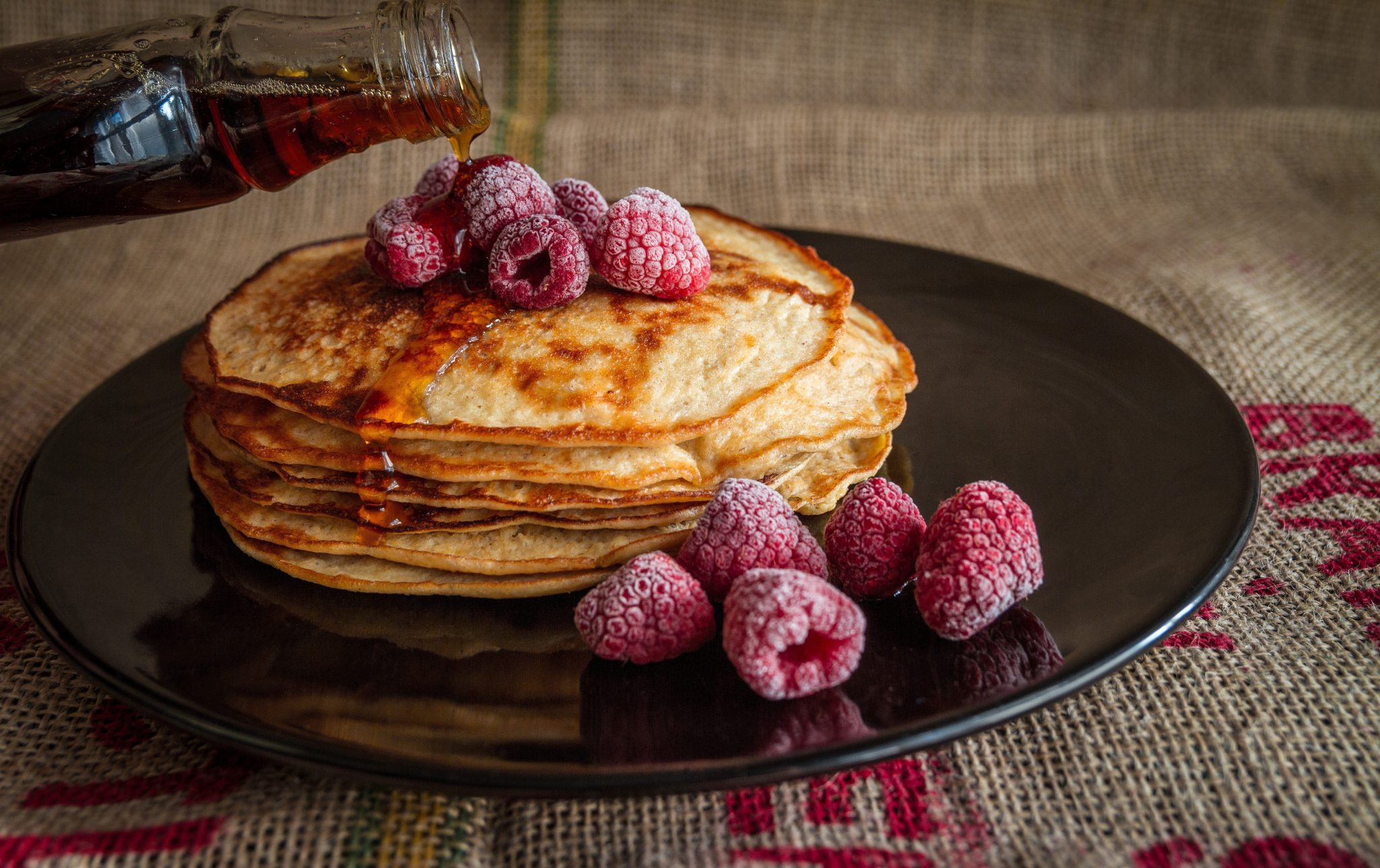 Padella Pancake con Rivestimento Minerale Liscio Padella Crepes per Tutti i Tipi di Piani di Cottura 25 cm 