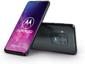 Motorola One Zoom: lo smartphone a cui è quasi impossibile trovare un difetto