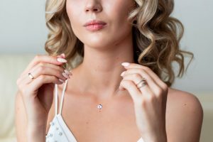 Idee regalo per la festa della mamma? Bigiotteria di alta qualità, i grandi classici della gioielleria a un prezzo imbattibile