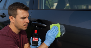 prodotti per rimuovere i graffi auto