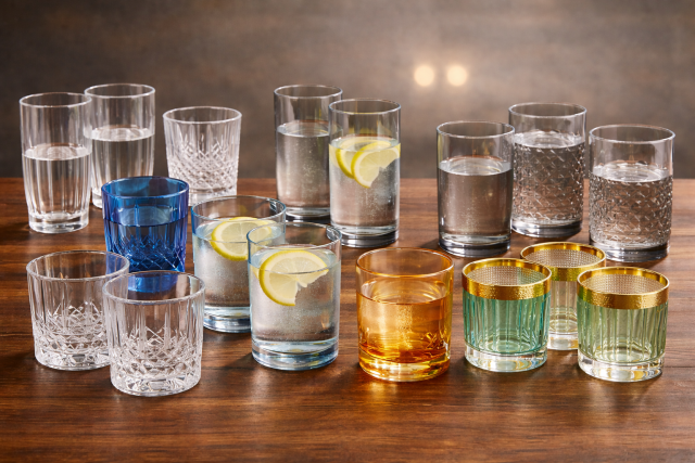 set di bicchieri