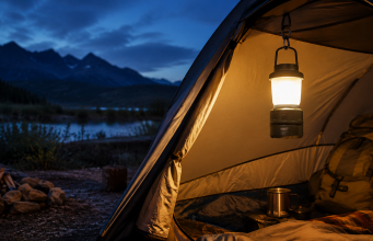 Lampada da campeggio: le migliori per tenda, trekking e attività all’aperto lampada da campeggio